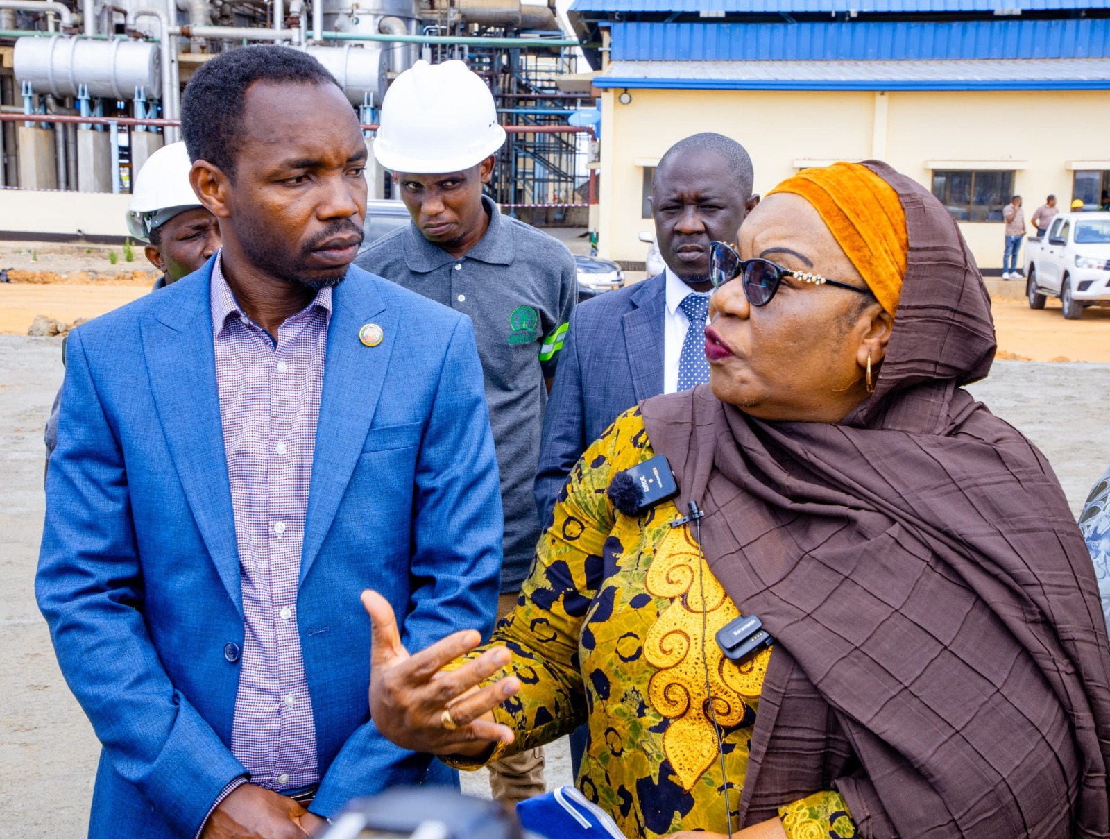 Fatma Taufiq, (R), the chairperson of the Social Welfare and Development standing committee of the National Assembly, speaks with Patrobas Katambi, the Labour, Youth, Employment and the Disabled state deputy minister in the Prime Minister’s Office, 