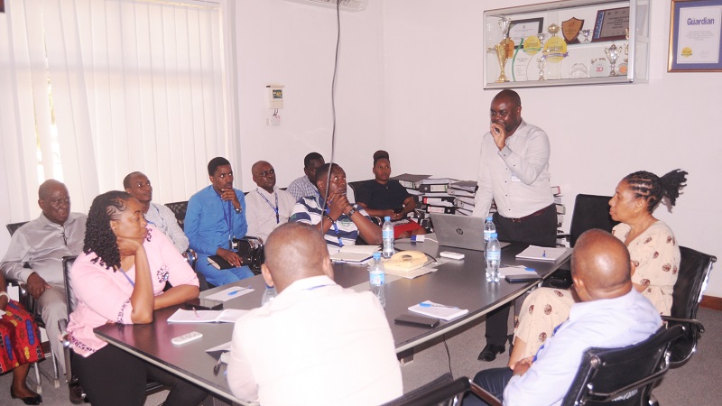 Tanzania Media Foundation (TMF) Executive Director Dastan Kamanzi provides education on Tija Journalism to the Editors and Journalists of The Guardian Ltd (TGL) the publishers of The Guardian and Nipashe newspapers at TGL offices at Mikocheni  area.