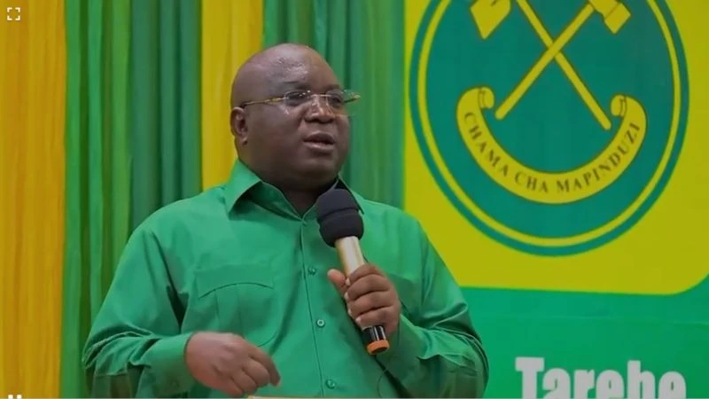 KATIBU wa Itikadi, Uenezi na Mafunzo wa Chama cha Mapinduzi (CCM) Amos Makalla.