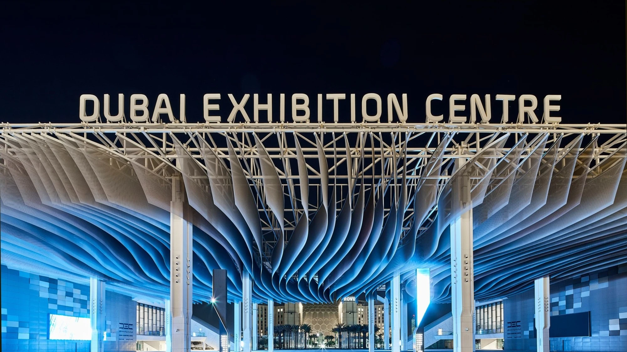 The first phase will introduce 64,000 sqm of permanent exhibition halls, plus around 30,000 square metres of temporary halls, adding on to the venue’s existing 46,000 square metres.