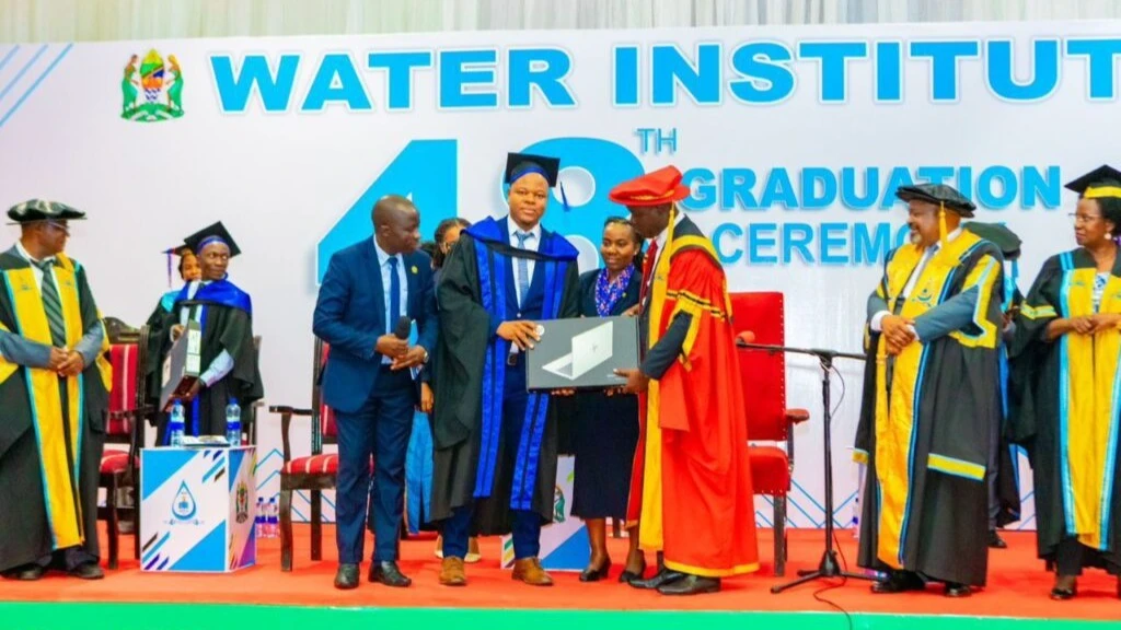 The awards are part of a broader strategy to promote the development of skilled professionals within the water sector.