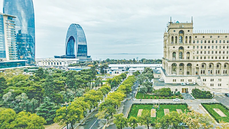 
Sehemu ya mji wa Baku ulioko juu ya bahari, nchini Azerbaijan. 