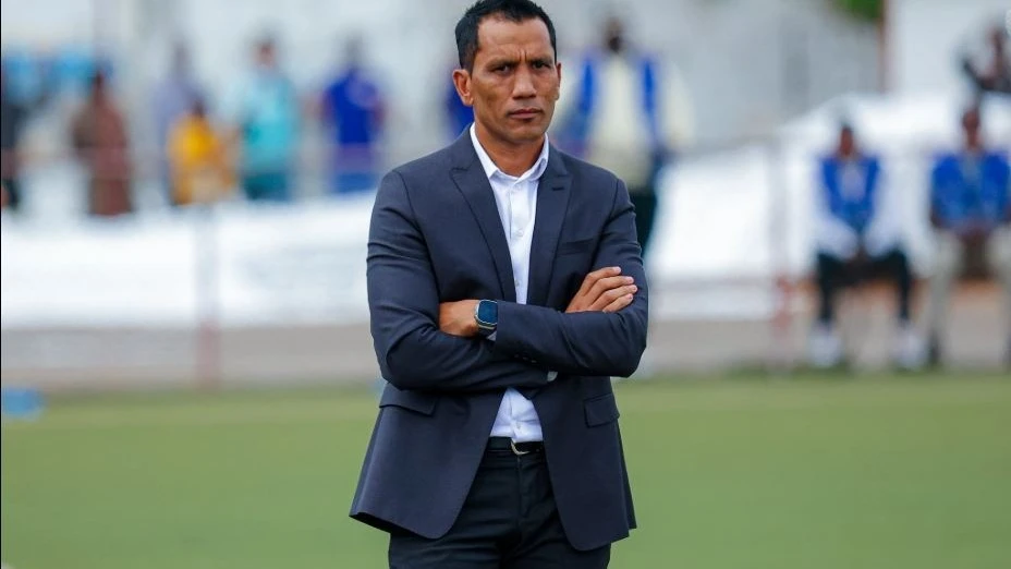 Simba SC head coach,  Fadlu Davids