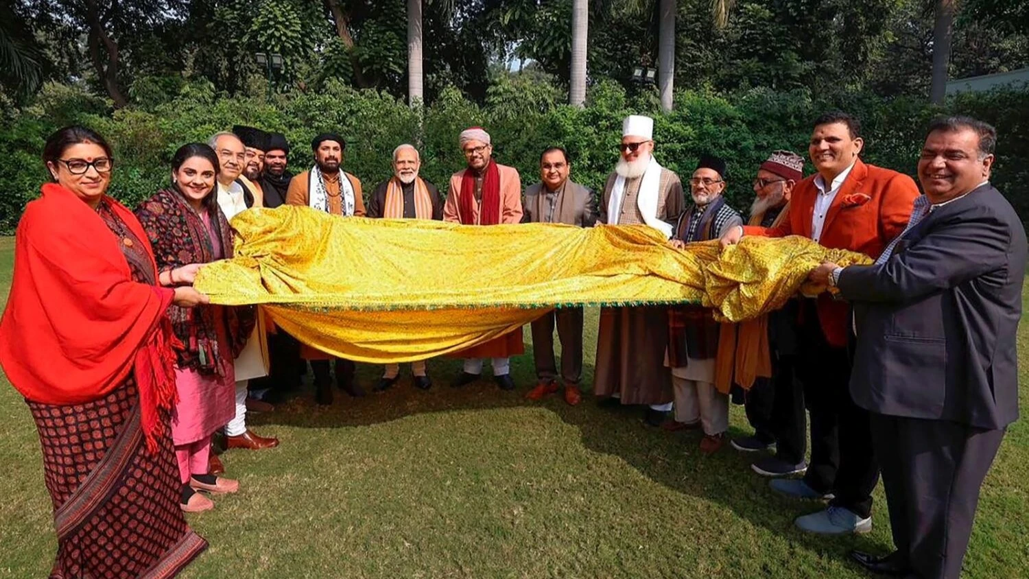 Indian Prime Minister Narendra Modi presents a 'Chadar'at the dargah of Khwaja Moinuddin Chishti at Ajmer Sharif.