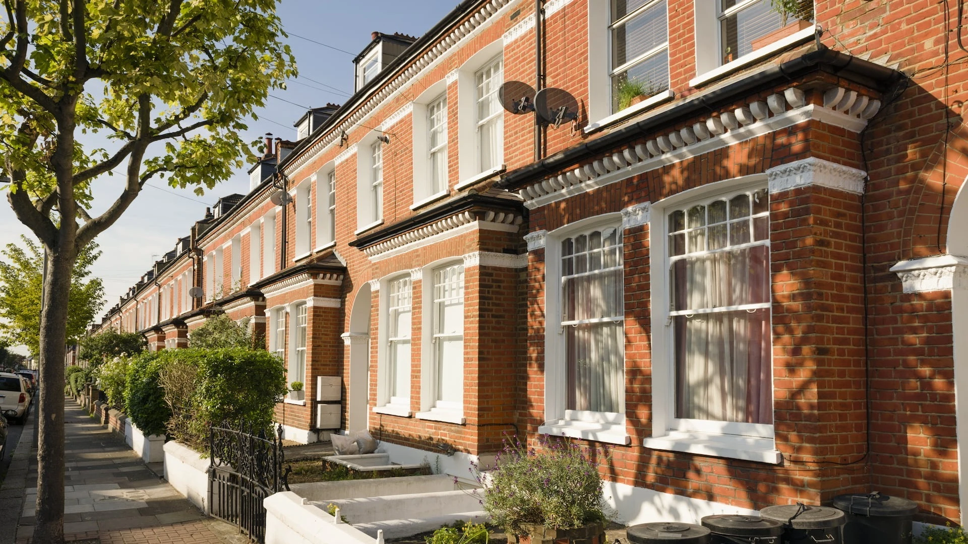 New instructions, which measures properties placed for sale, saw a bounce, potentially due to stamp duty changes in March, with a net balance of +14 percent reported. 