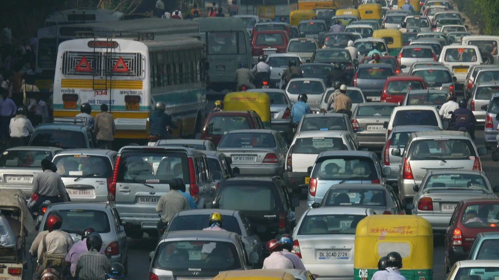 Traffic in Delhi. Transportation emissions are driving dangerous ground level ozone levels