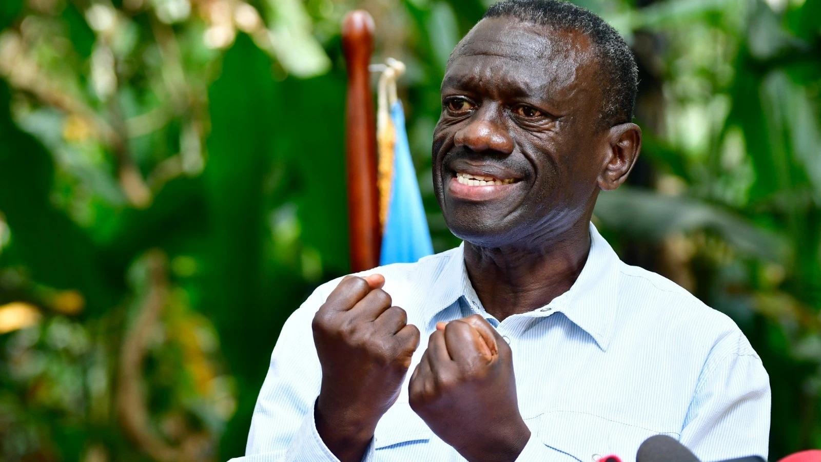 Kizza Besigye 