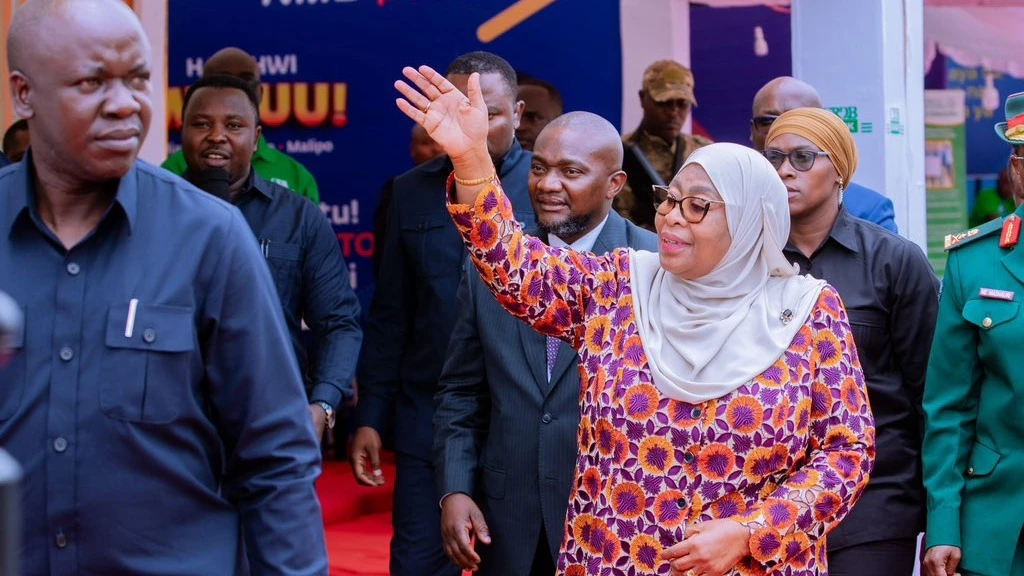 President Samia Suluhu Hassan, inspecting exhibition booths from various institutions prior to opening the 39th General Meeting of the Association of Local Authorities Tanzania (ALAT) held at the Jakaya Kikwete Hall in Dodoma City yesterday.