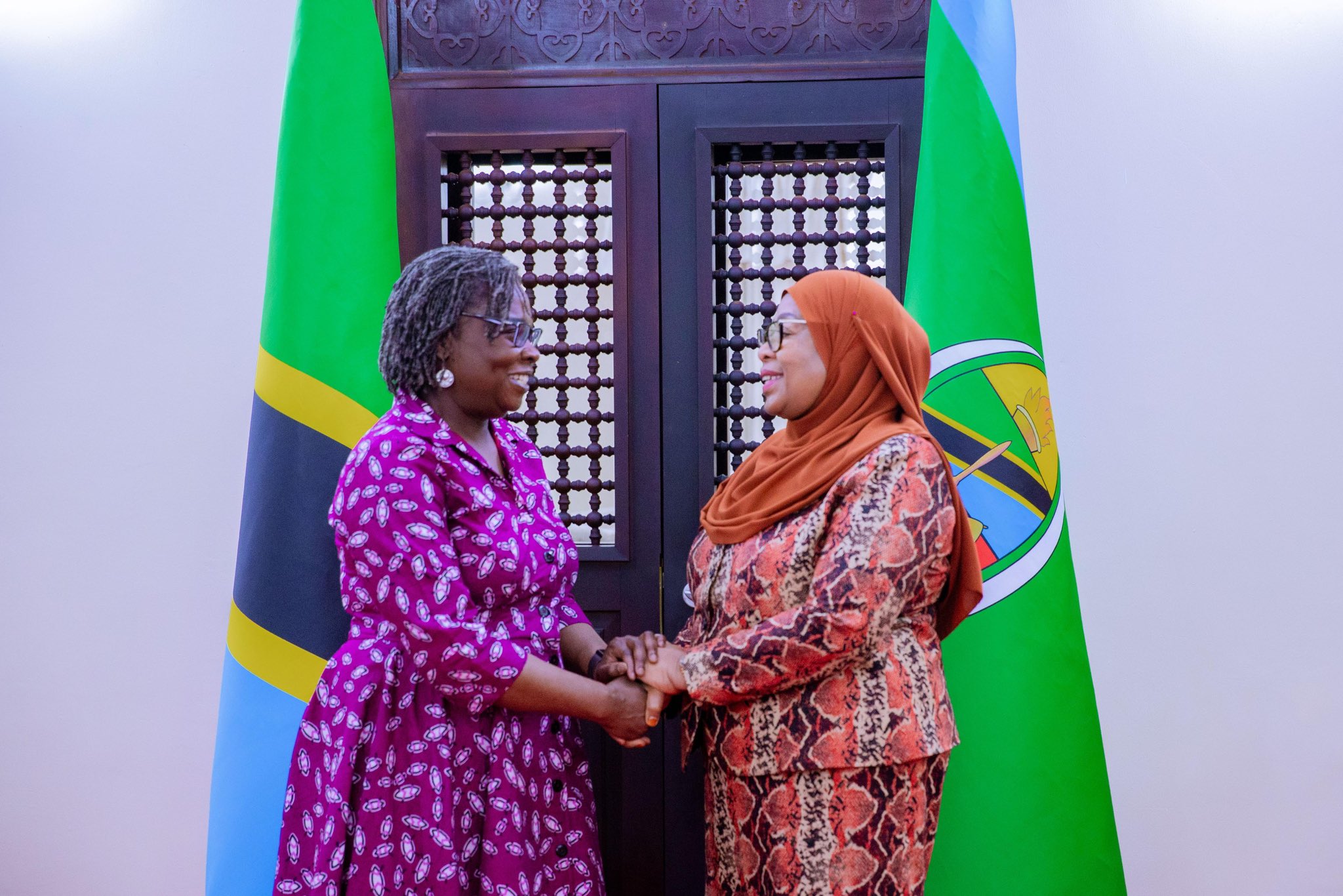 FAREWELL - AND MANY THANKS… President Samia Suluhu Hassan welcomes the World Bank’s Vice President for Eastern and Southern Africa, Ghanaian economist Victoria Kwakwa, to Chamwino State House in Dodoma yesterday. 