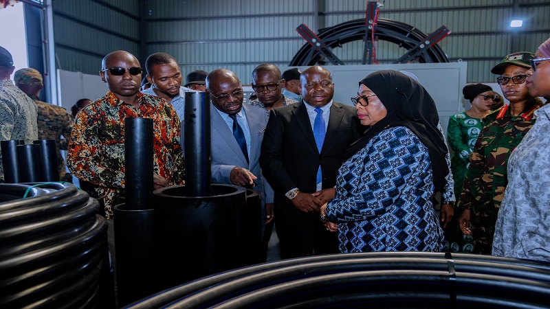President Samia Suluhu Hassan has a first-hand account of operations at a pipe-making and cotton processing factory at Bariadi town in Simiyu Region yesterday. 
